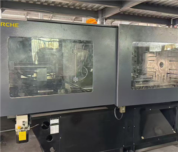 Used injection molding machine