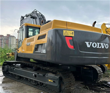 Used excavator