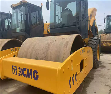 Used road roller